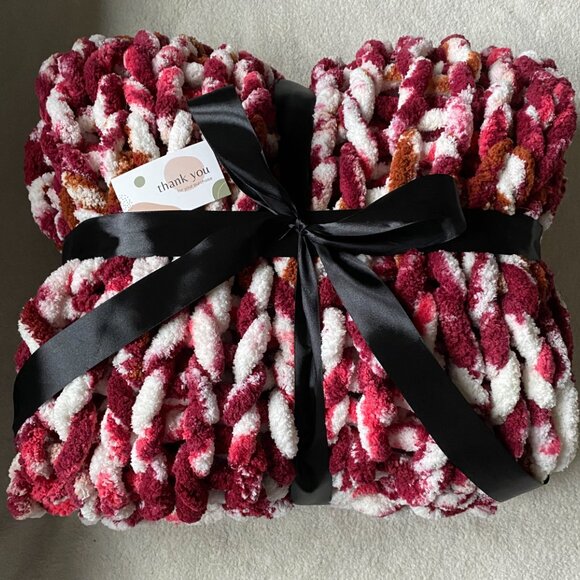 Cozy Soft Handknit Throw Blanket - Picture 1 of 10